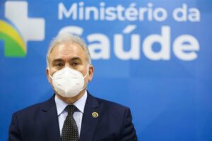 ５日のケイロガ保健相（Valter Campanato/Agencia Brasil）