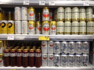 種類も増えたブラジルの缶ビール（サンパウロ市内スーパーで）