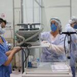 ピークの頃の新型コロナ感染症患者用病室（Rovena Rosa/Agencia Brasil）
