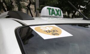 サンパウロ市内を走るタクシー（Heloisa Ballarini/Secom)