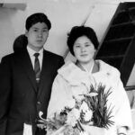 清兄さんと神戸港出航前に写す。１９６２年２月２日（提供写真）