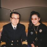 帆足まり子氏の慧眼を称える１９９３年度練習艦隊連絡士官坂尾２佐