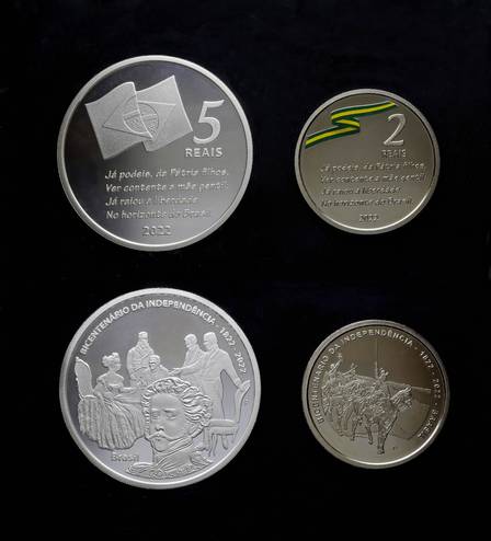 ５レアルと２レアルの記念硬貨（Raphael Ribeiro/Divulgação/BC）