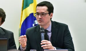 デルタン氏（Zeca Ribeiro）