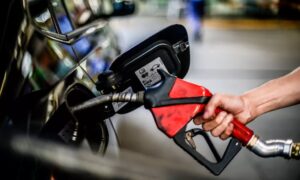 ＩＰＣＡ ―１５の低下に貢献したガソリン代（Marcello Casal Jr./Agência Brasil）