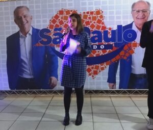 PSBの集会で演説するタバタ・アマラール氏