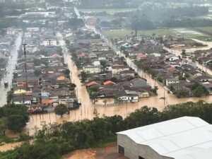広範囲で冠水が起きたジョインヴィーレ市（Prefeitura de Joinville/Divulgação）