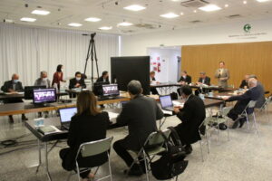 8月定例役員会の様子