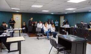 リオ地裁で判決を受けるフロルデリス被告（Bruno Dantas TJRJ）