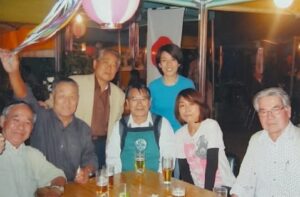 2011年ごろ、左から横田さん、南雲さん、谷さん、中央が中沢さん、右端が蛸井さん