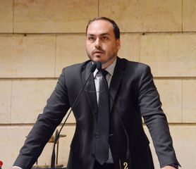 次男カルロス氏（Caio Cesar/Agencia Brasil）