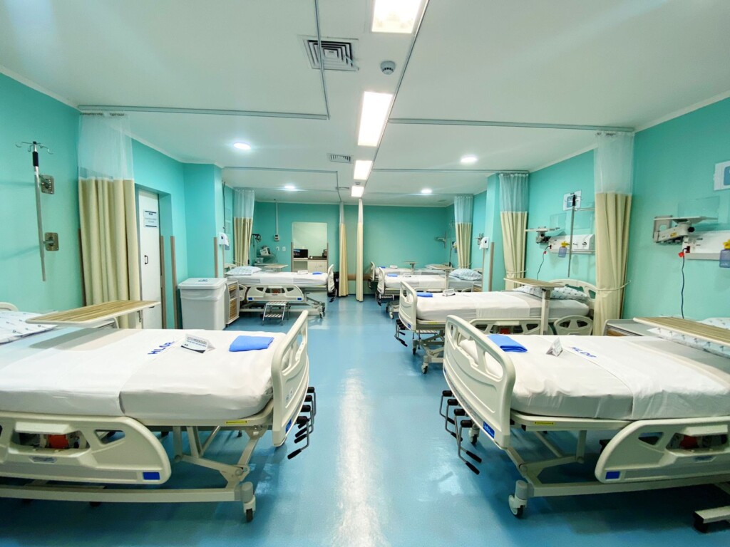 イタペチニンガ病院内の拡張された病床エリア（援協提供写真）