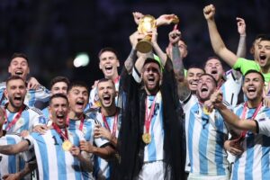 優勝に湧くアルゼンチン代表（FIFA）
