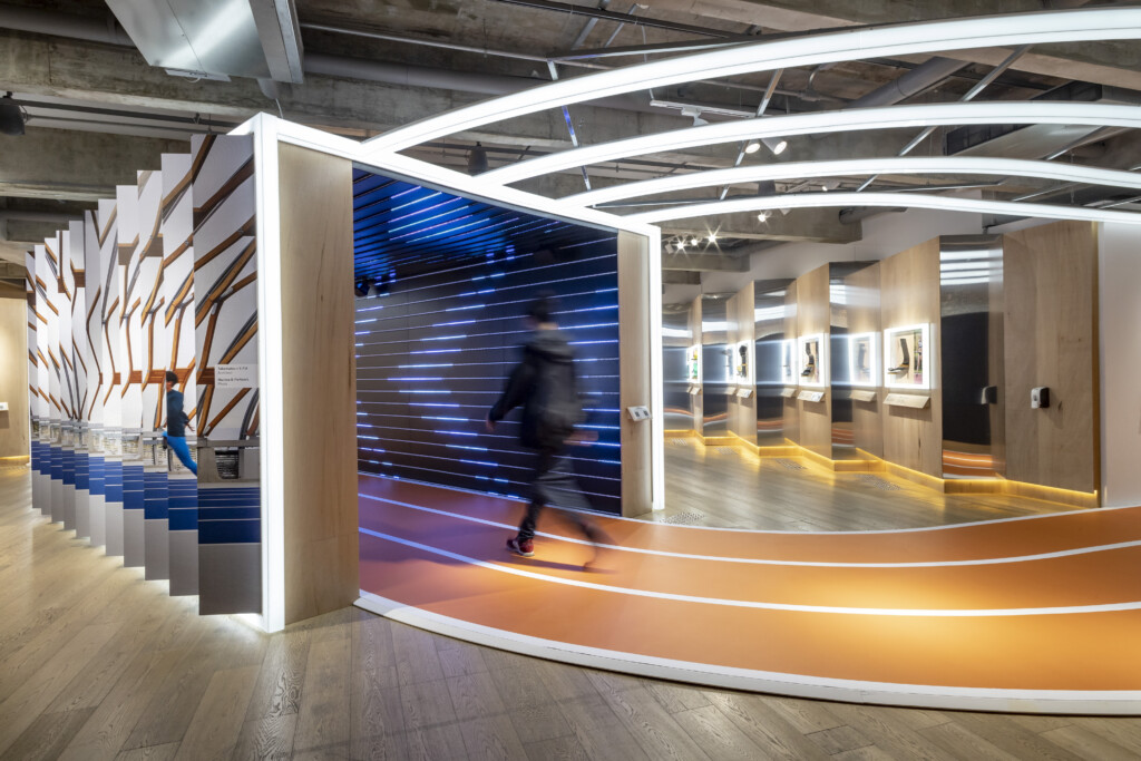 展示会（提供写真）