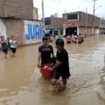 サイクロン・ヤクによってもたらされた大雨による洪水の被害を受けたペルーの地方都市の様子（３月１０日ＲＰＰ報道局）