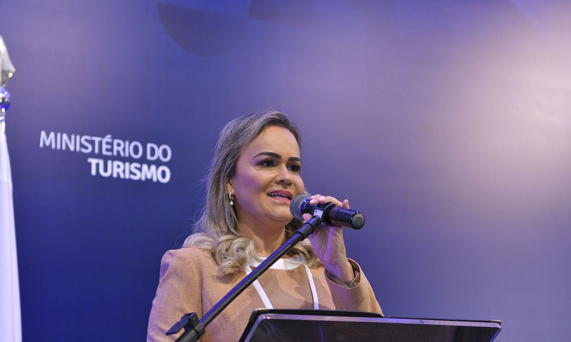 ダニエラ観光相（Ministerio Do Turismo）