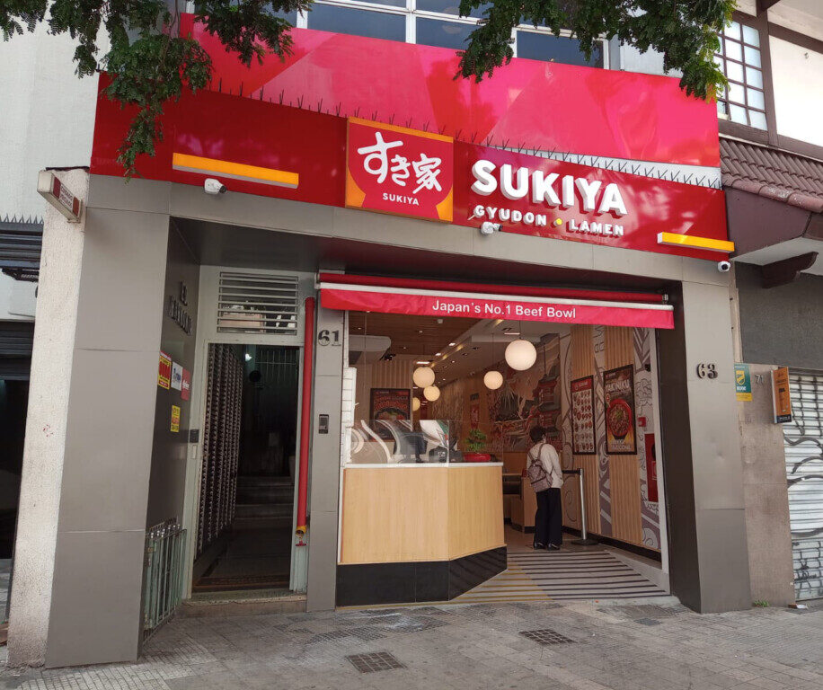 ３月２６日にリニューアルオープンしたリベルダーデ店の様子
