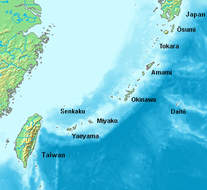 琉球弧の位置（Uchinanchu, Copyrighted free use, via Wikimedia Commons）