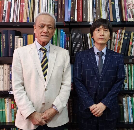 洲崎さんと田村さん(左から)