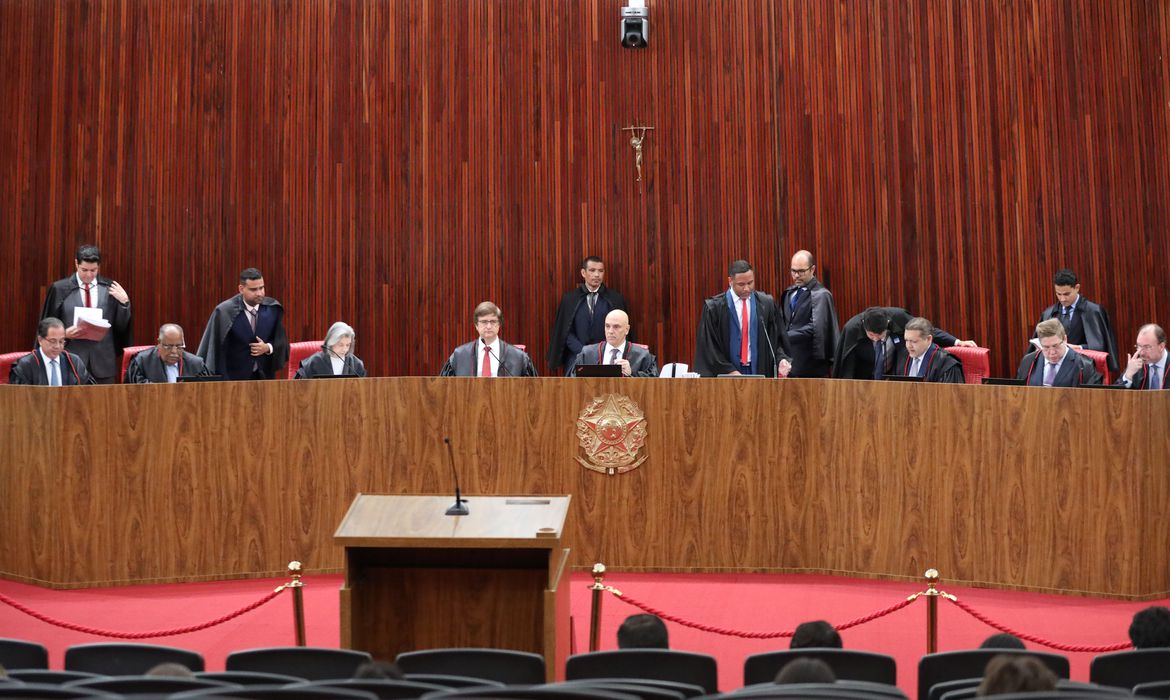 １８日の選挙高裁（Alejandro Zambrana/Secom/TSE）