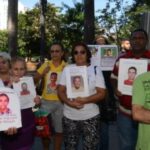 失踪した家族や知人を探し続ける人々（Flickr/Conselho Federal de Medicina）