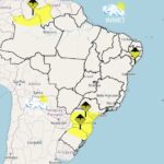 気温低下や¬風水害の可能性のある諸州を示す地図（Reprodução/INMET）