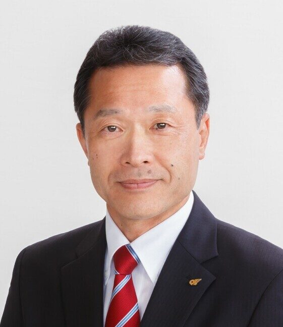 一見勝之三重県知事（地方創生図鑑, via Wikimedia Commons）