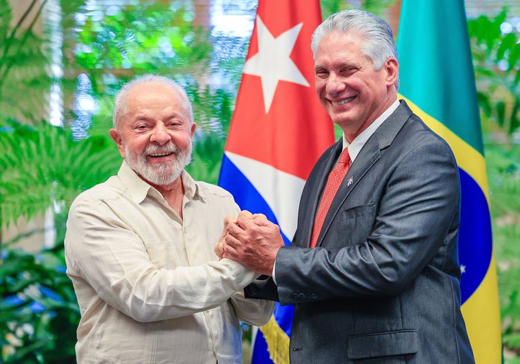 ルーラ大統領とディアス・カネル共産党第一書記（Ricardo Stuckert/Agencia Brasill）