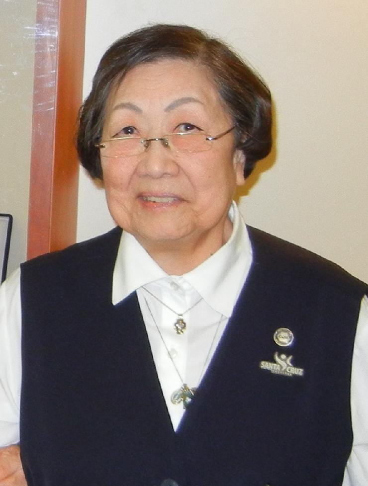 藤村ゆりさん