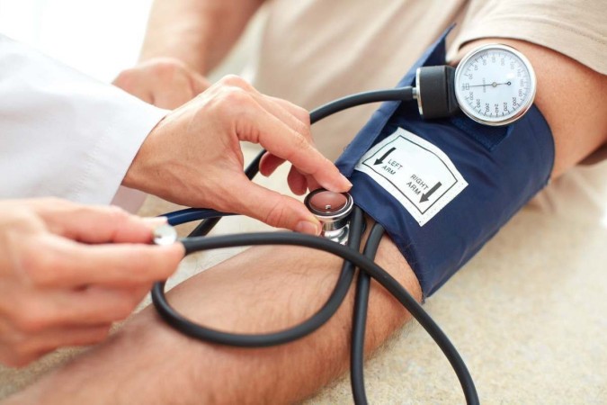 ＡＶＣ予防策の一つとなる血圧チェック（Fotolia/TNS/Divulgação）