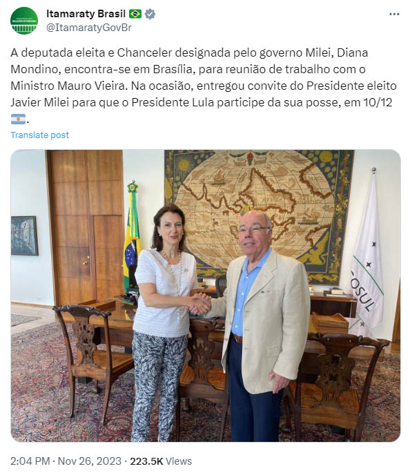 モンディーノ氏とヴィエイラ外相(Ｘ)