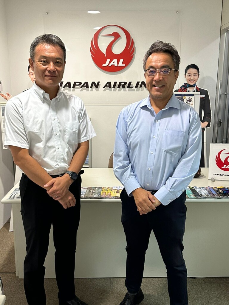 後任の初田さんと今安さん（左から）