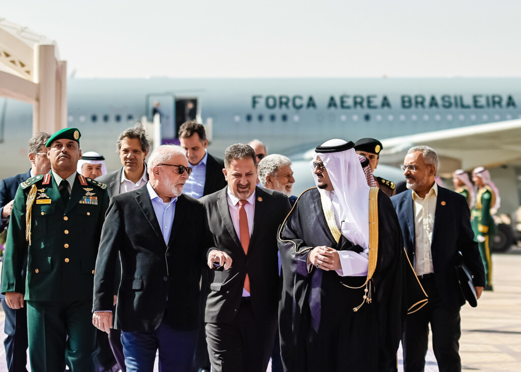 ２８日、ルーラ大統領がサウジアラビアの首都リヤドに到着（Foto: Ricardo Stuckert / PR）
