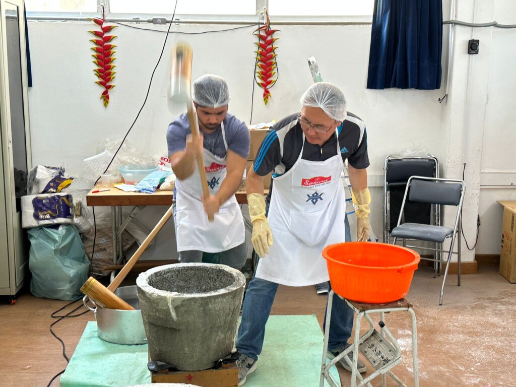 餅つきの様子