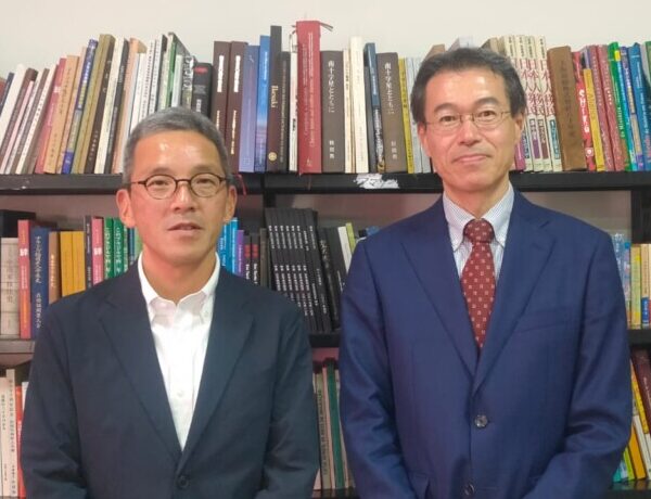 左から井上さんと原さん