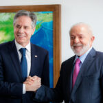 ブリンケン国防相（左）とルーラ大統領(Felipe Menezes)