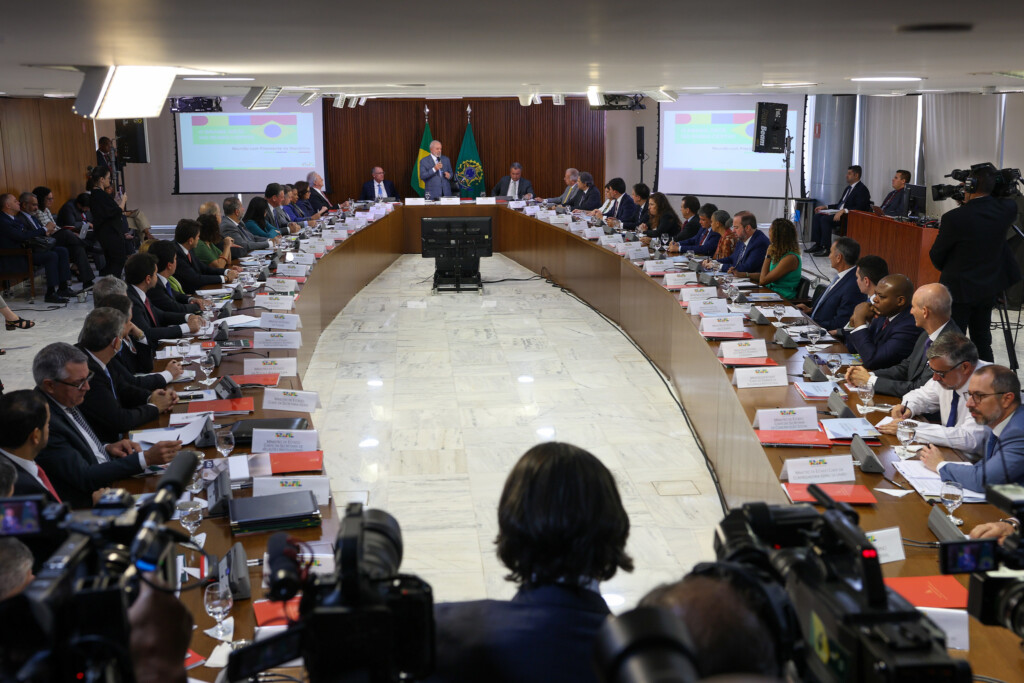 閣僚会議の様子(Fabio Rodrigues Pozzebom/Agencia Brasil)