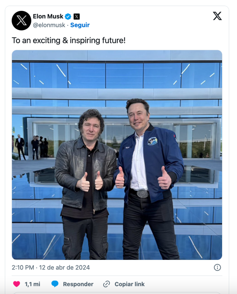 「エキサイティングで刺激的な未来へ！」のコメントと共に投稿されたイーロン・マスク氏のX