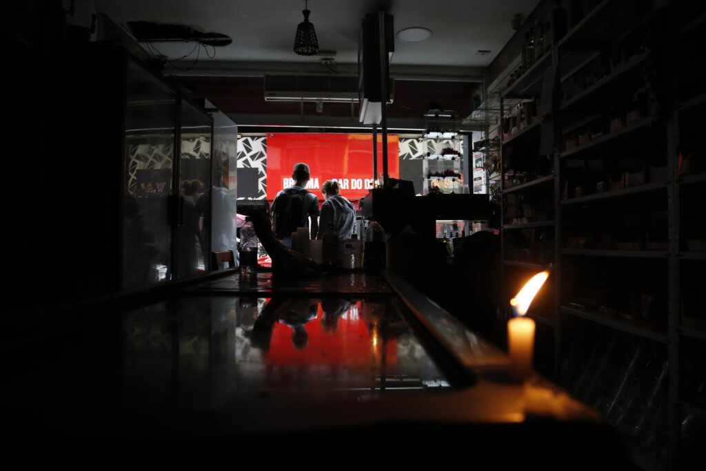 停電中のサンパウロ市（Paulo Pinto/Agência Brasil）