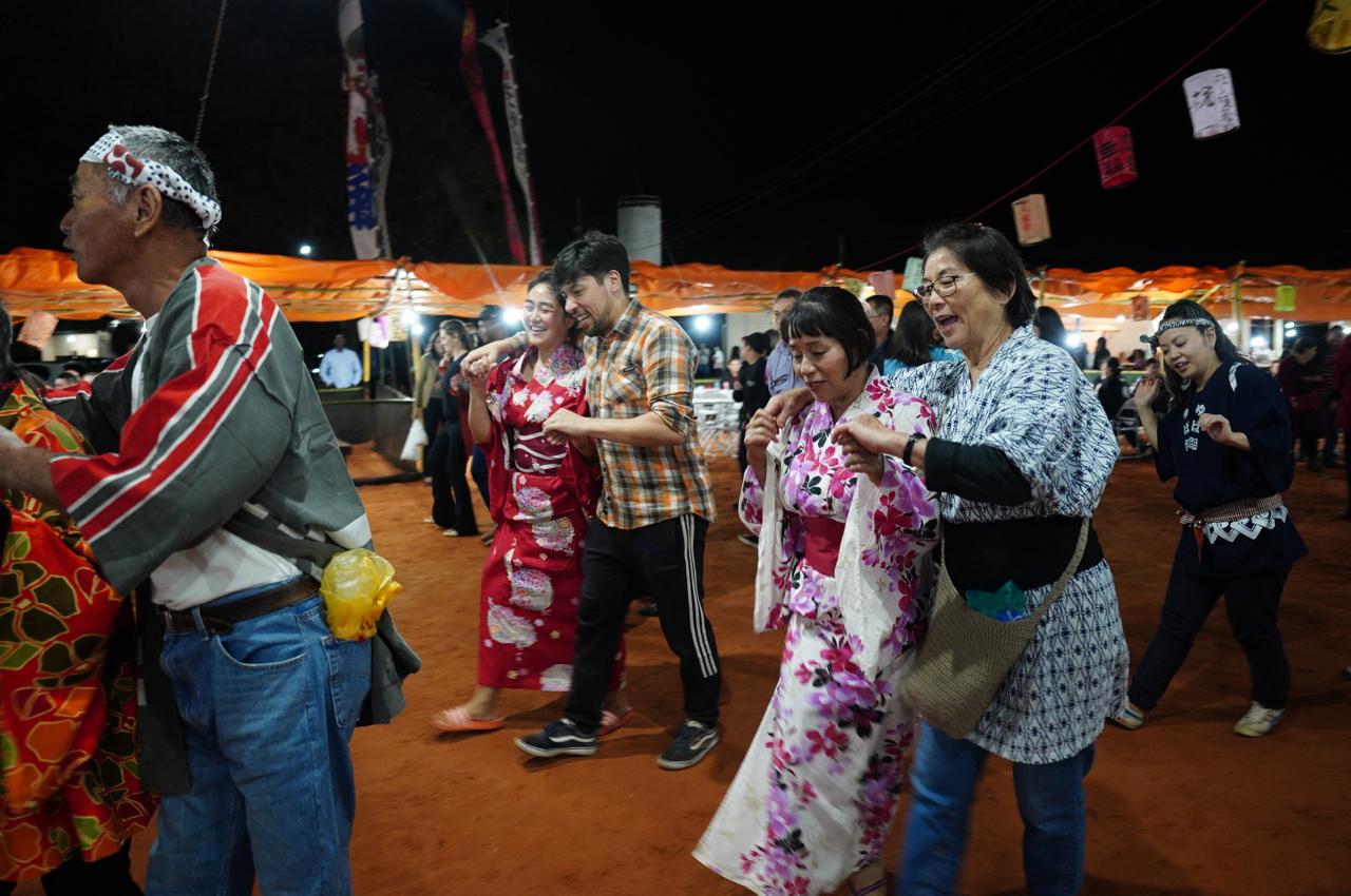 昨年の盆踊りの様子（赤羽さん写真提供）