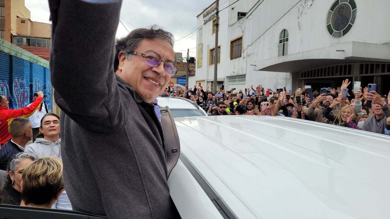 ペトロ大統領(America Latina)