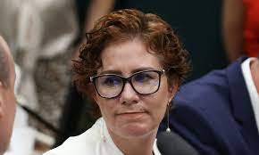ザンベッリ下議(Lula Marques)