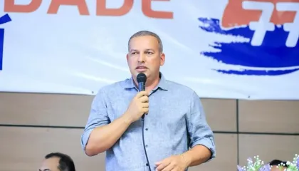 逃亡中とみなされているエウリベデス容疑者（Divulgação/Solidariedade）