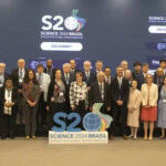 S20会議の参加者達（Julio Cesar Guimaraes/Divulgacao）