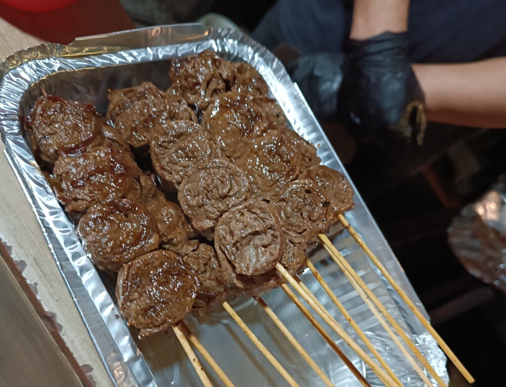 アリシアさんが発案した和牛の串焼き