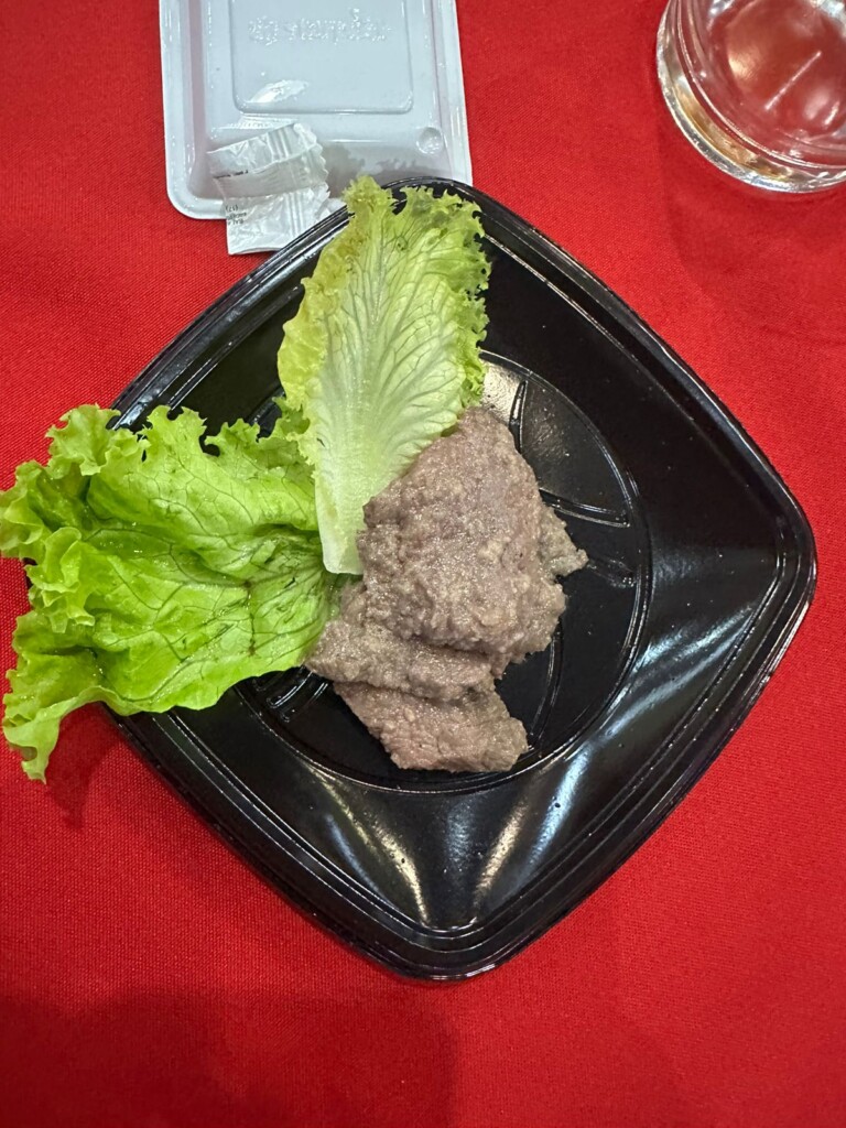 式典で振舞われた安平町のジンギスカン