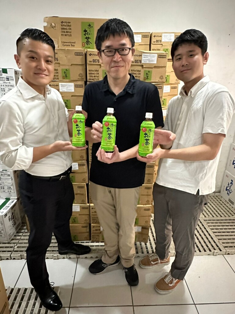 ヤマト社本田社長、伊藤園須藤さん、石川さん（左から）