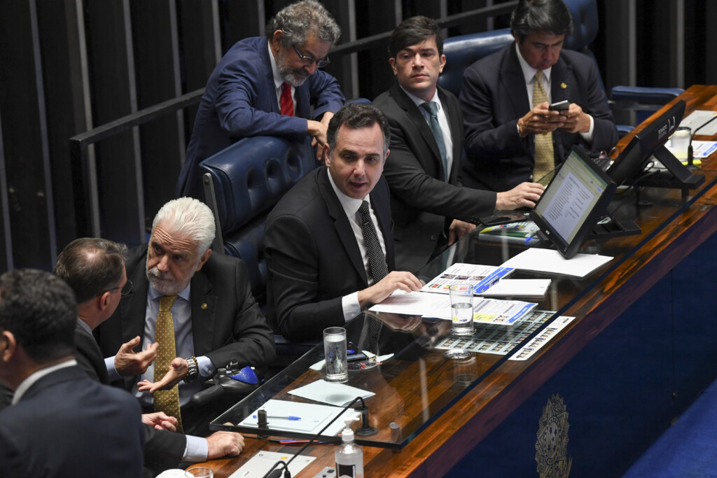 10日の上院(Jonas Pereira/Agencia Senado)