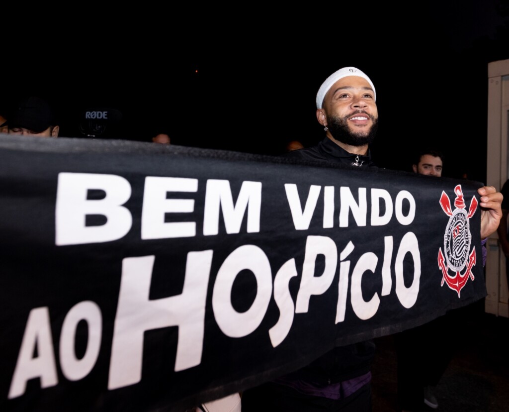 メンフィス・デパイ（Rodrigo Coca/Corinthians）
