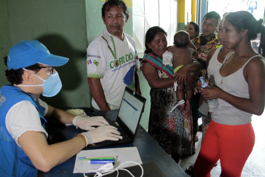 マナウスで支援を受けるベネズエラ難民(Cotidiano、Fotos Públicas)